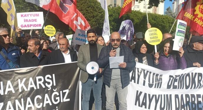 Kayyım protestoları: Kayyım hırsızlıktır