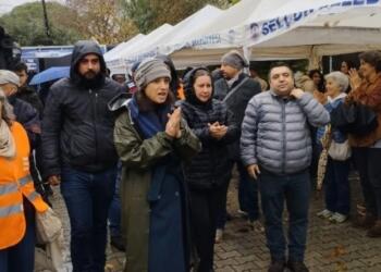 İzmir’de halk RES toplantısını engelledi