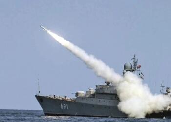 Rusya, Doğu Akdeniz’de ‘Tsirkon’ ateşledi
