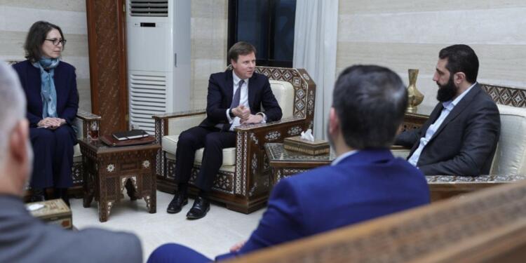 İngiliz diplomatlar HTŞ lideriyle Şam’da görüştü