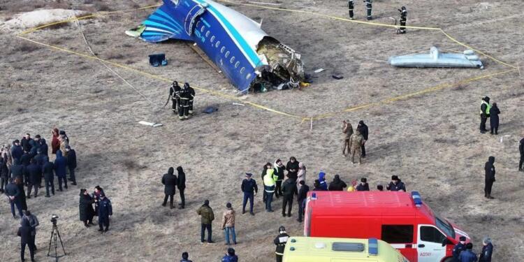 Putin Aliyev’i arayarak özür diledi