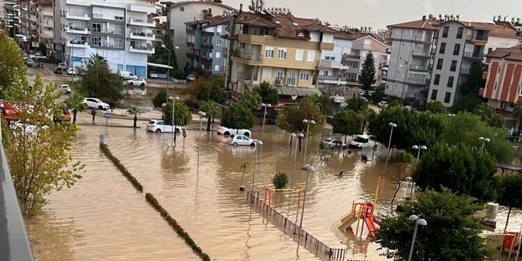 Antalya’da sel sonrası çiftçilerin mağduriyeti giderilmedi