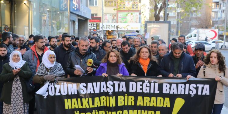 Birçok kentte saldırılar protesto edildi