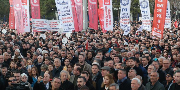 Binler ‘Artık yeter birlikte ses olmanın zamanı’ mitinginde buluştu