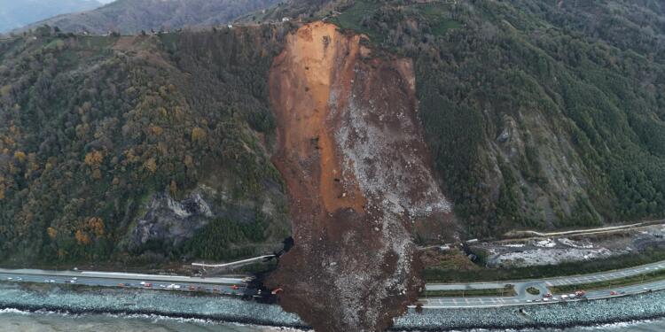 Karadeniz’de zemin sıvılaşması heyelan riskini arttırıyor