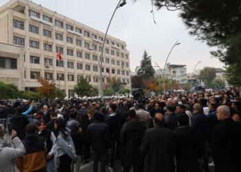 Êlih kayyımı hakkında suç duyurusu