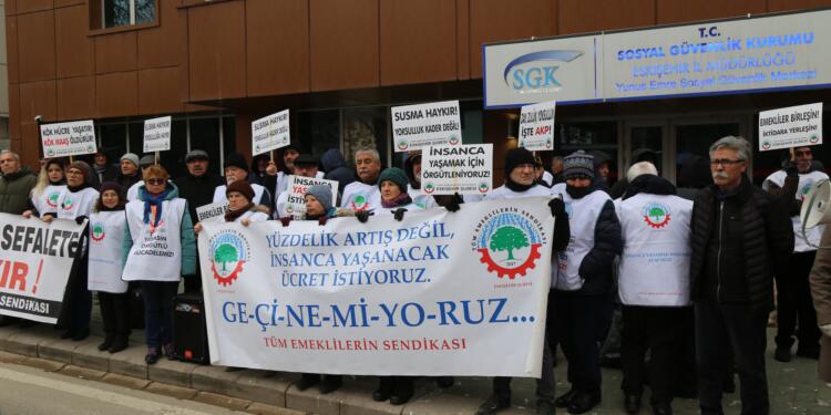 ‘Geçinemiyoruz’ diyen emekliler: Suriye gündemiyle yoksulluğu örtemezsiniz