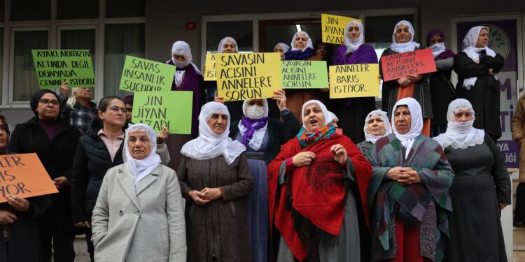 Barış Anneleri savaşa karşı mücadele çağrısı yaptı