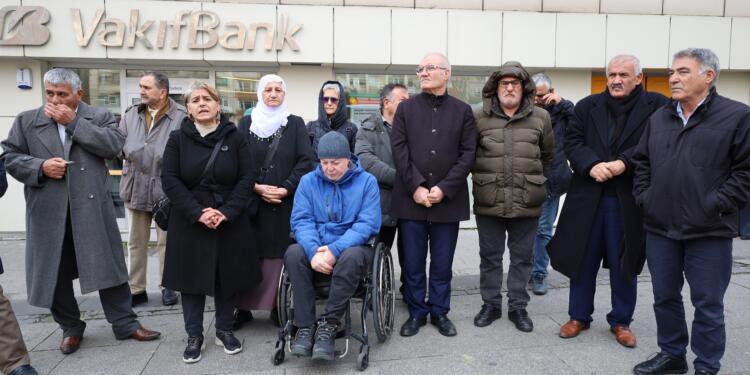 Tutsaklara para gönderme kampanyası sürüyor