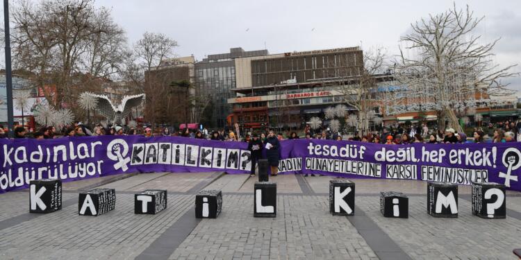 Katliam faillerine tepki: Erkeklerin yaptıklarını konuşma zamanı