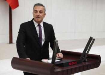 Taybet Ana’nın oğlunun röportajını Meclis kürsüsünde okudu