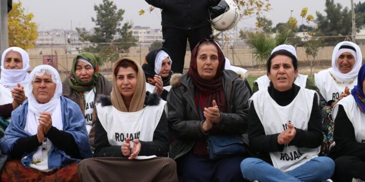 Qamişlo sınırında nöbet: Özgür Basın onurumuzdur