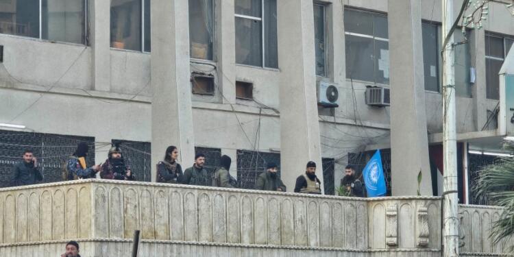 Rejimden kalan kamu binaları İç Güvenlik Güçleri’nin denetiminde