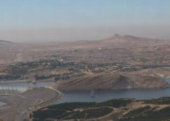 Qereqozaq Köprüsü 15 kez bombalandı