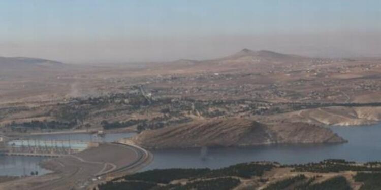 Qereqozaq Köprüsü 15 kez bombalandı