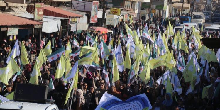 Amûdê ve Kobanê’de halklar alanlara çıktı