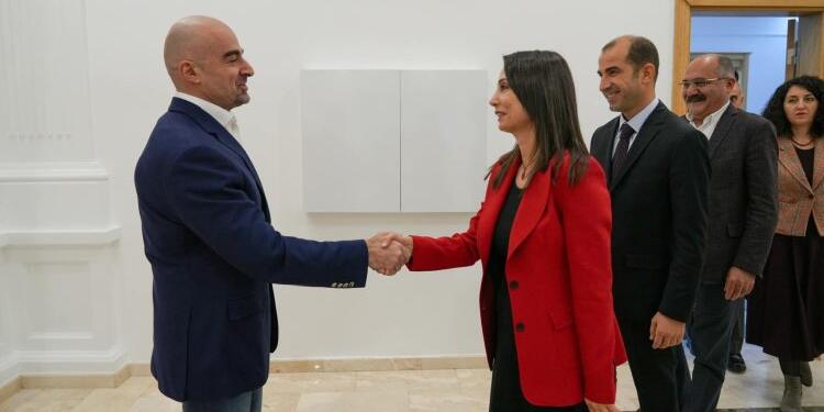 DEM Parti ve DBP Bafil Talabi ile görüştü