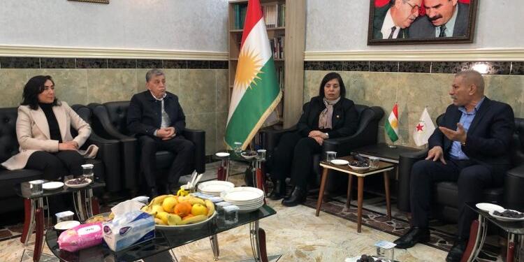 KNK ve PYD heyetleri Süleymaniye’de bir araya geldi