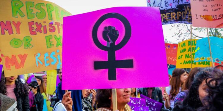 Avrupa’da aşırı sağ ve sağ popülist partilerin kadın politikaları