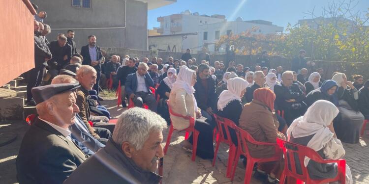 Şirnex’te Deniz Şen’in taziyesine kitlesel ziyaret