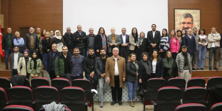 Ayla Akat Ata: Özerklik en uygun sistemdir