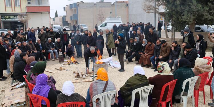 10 yıl önce de nöbetteydiler: Kobanê düşmedi düşmeyecek