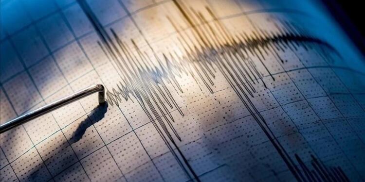 İran’da 5.6 şiddetinde deprem