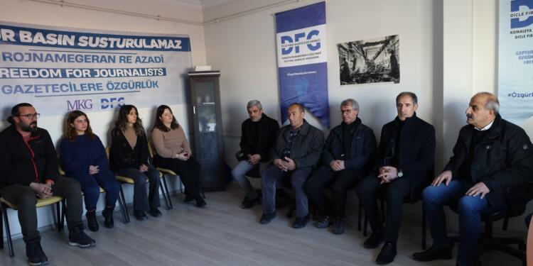 MKG ve DFG’ye dayanışma ziyareti