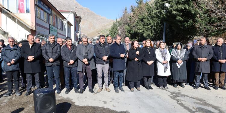 Miks direnişi 3’üncü gününde: Halkın iradesini atamayla gelenlere teslim etmeyeceğiz