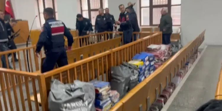 Bursa’da duruşma salonunda silahlı saldırı: 2 ölü, 2 yaralı