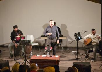 Dengbêj Adil Bêrtî Jîn Art’ta konser verdi
