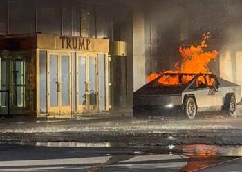 Trump’ın otelinin önünde Tesla patladı: 1 ölü