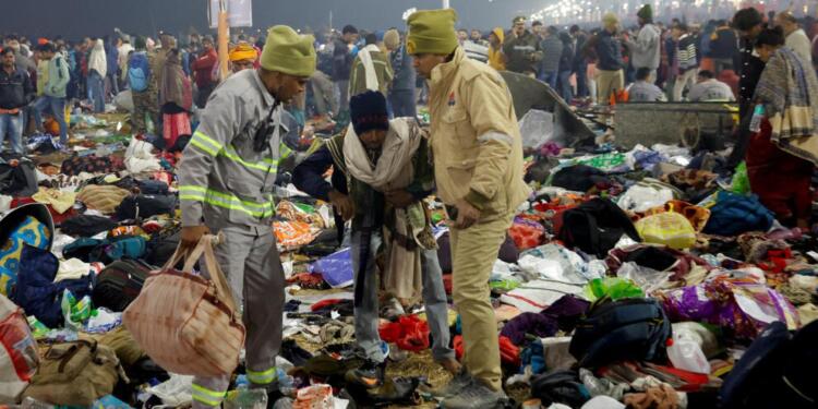 Hindistan’da ayinde izdiham: En az 15 ölü