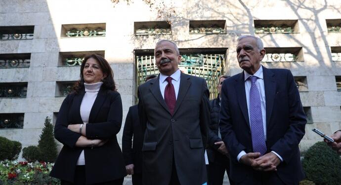 İmralı Heyeti: En kısa sürede İmralı için başvuracağız