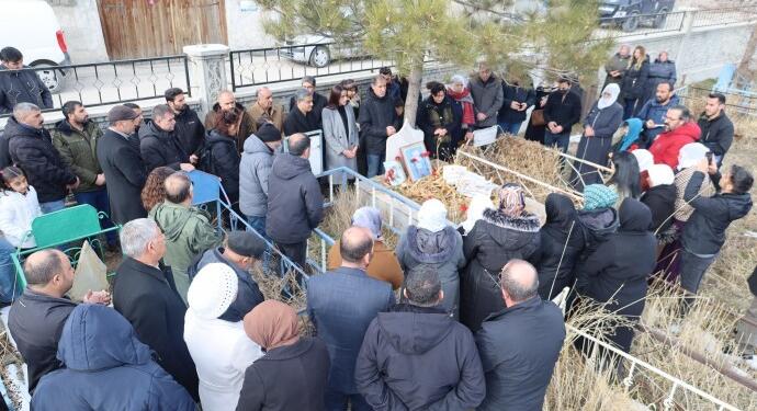Orhan Karaağar mezarı başında anıldı