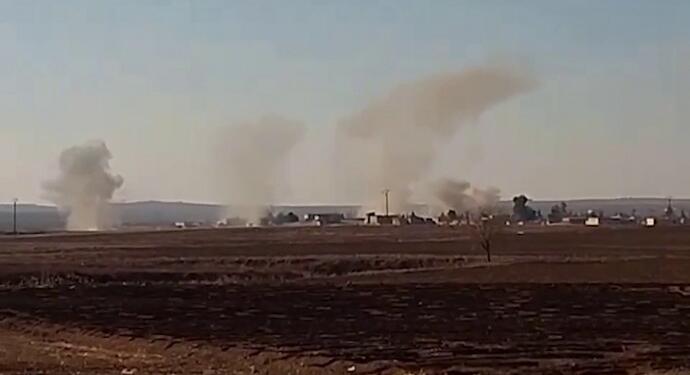 Zirgan’a bağlı köyler bombalandı