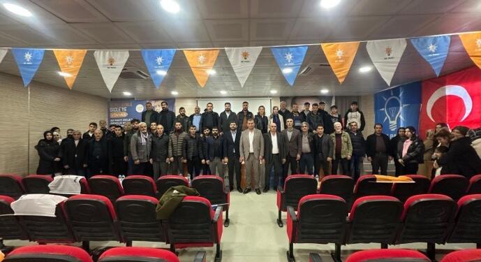 ‘Proje okullar parti seçim bürosu gibi çalışıyor’