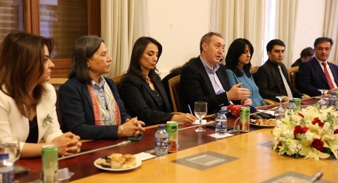 DEM Parti Amed’den gelen heyetle görüştü: Süreci toplumsallaştırmalıyız