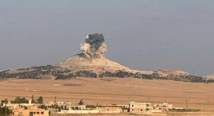 Savaş uçakları Sirrîn’i bombaladı