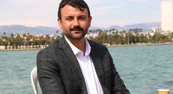 Akdeniz Belediyesi Eşbaşkanı Sarıyıldız sürgün edildi