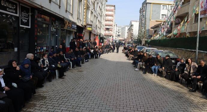 Saldırılar protesto edildi: Rojava halkı yalnız değildir