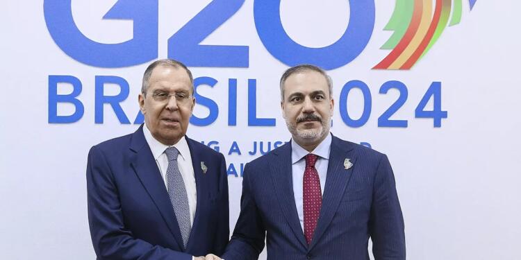 Lavrov’un Almanya’da beklentisi faşist AfD