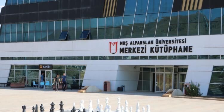 Kürtçe okunmadığı sürece serbest!