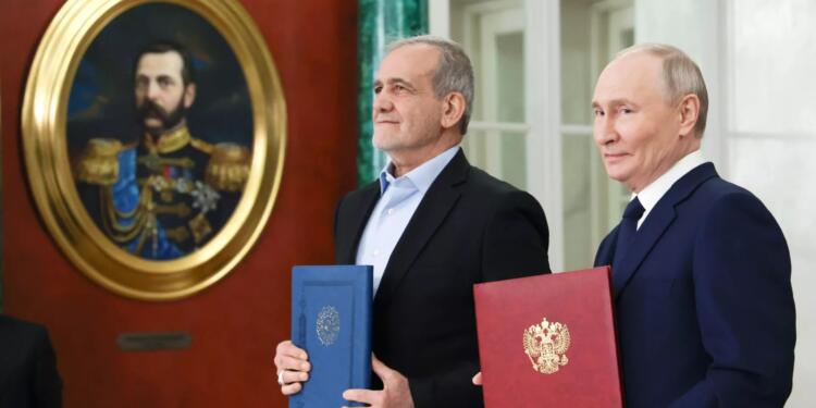 İran ile Rusya arasında stratejik anlaşma