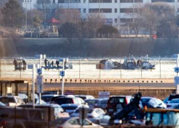 Yolcu uçağına bilinçli mi çarptı?