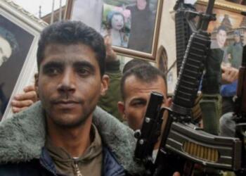 Annesi öldürülen Zekeriya Zubeydi özgür