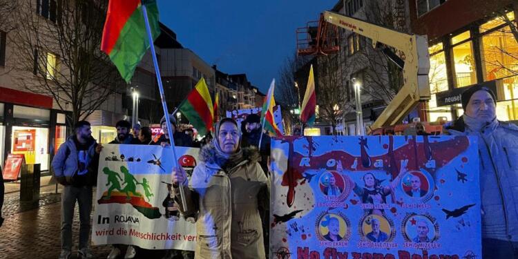 Kuzey ve Doğu Suriye’ye yönelik saldırılar Almanya’da protesto edildi