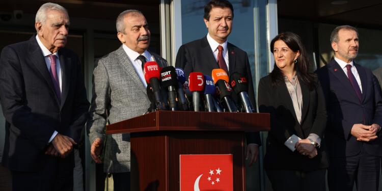 DEM Parti-Saadet Partisi görüşmesi: Barışı el birliğiyle tesis edeceğiz