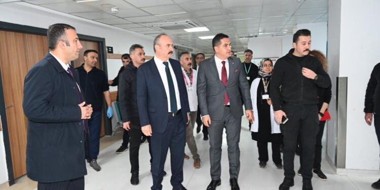 Kayyımın azarladığı il sağlık müdürü istifa etti