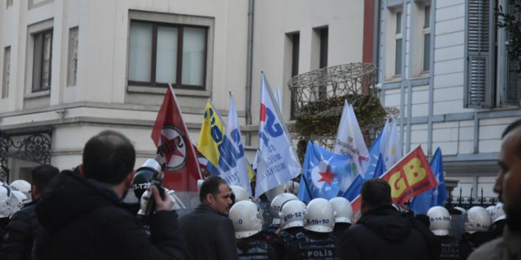 Kadıköy’de gözaltına alınan 38 kişiden 35’i serbest bırakıldı